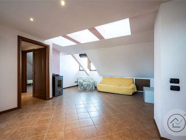 Penthouse for sale in Albizzate