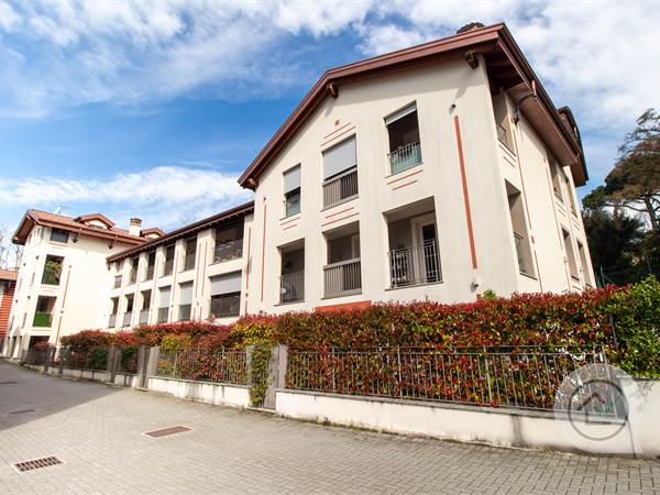 Eleganza contemporanea a due passi dal centro 