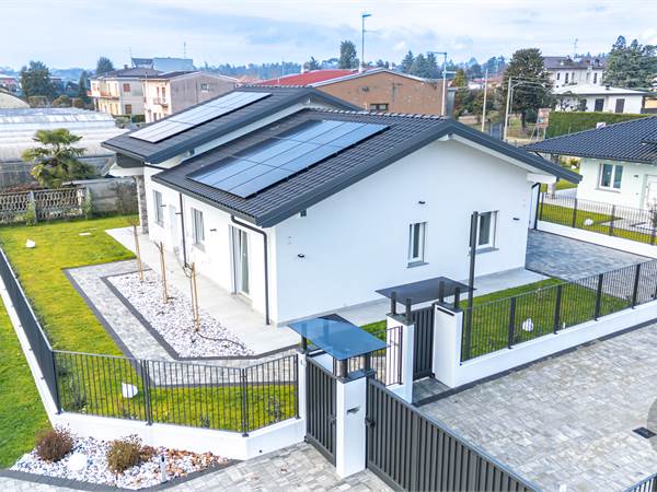 Villa for sale in Cassano Magnago