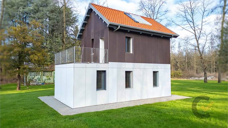 Ristrutturazione high-tech in casa singola con parco