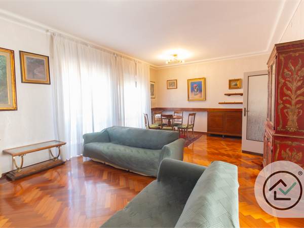 2 bedroom apartment for sale in Varese